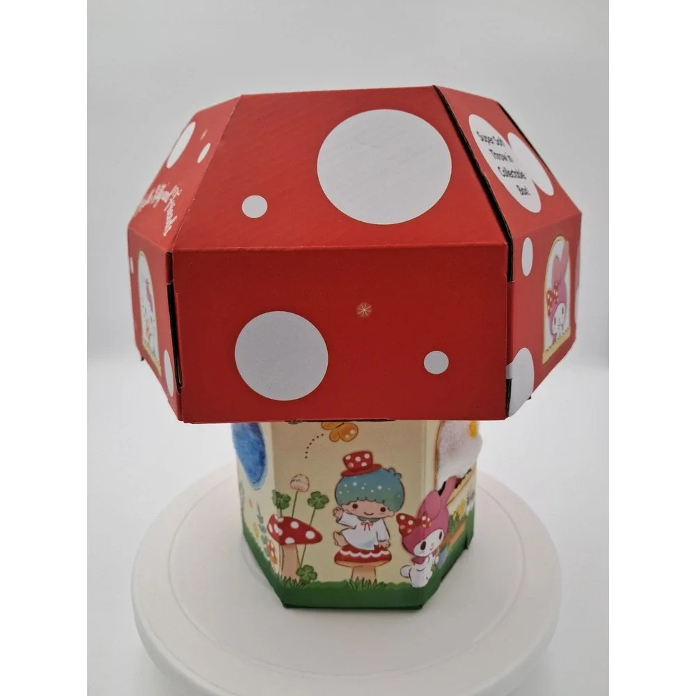 NEW w/Tag Hello Kitty‎ and Friends Plush Throw Blanket With Collectible Box